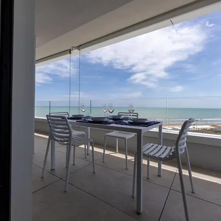 Residenze Da Vinci Azzurro Tatil Evi Senigallia
