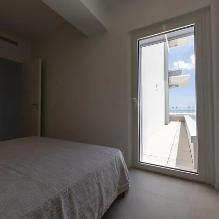 Residenze Da Vinci Azzurro *