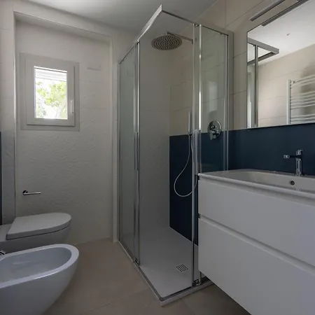 Holiday home Residenze Da Vinci Azzurro