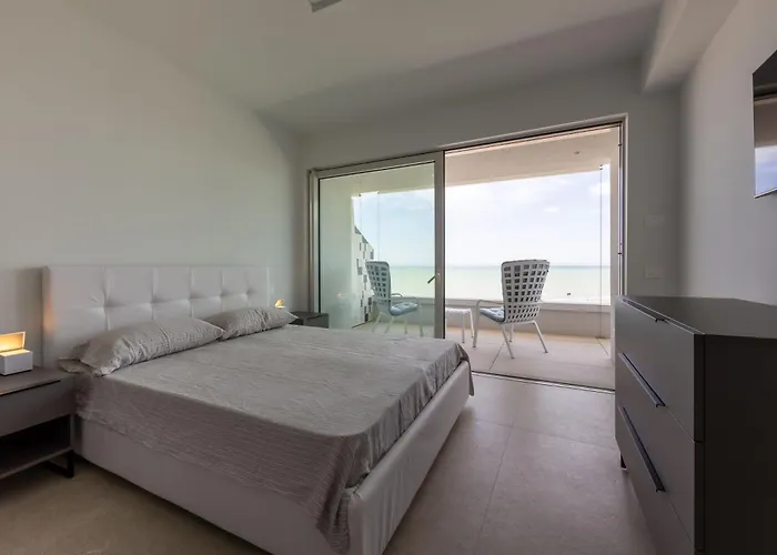 Residenze Da Vinci Azzurro