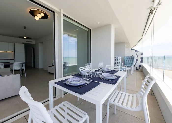 Residenze Da Vinci Azzurro * Senigallia