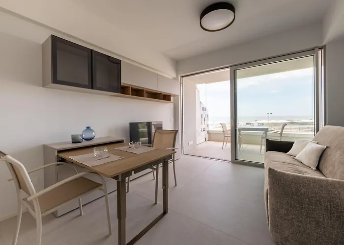 Residenze Da Vinci Azzurro * Senigallia